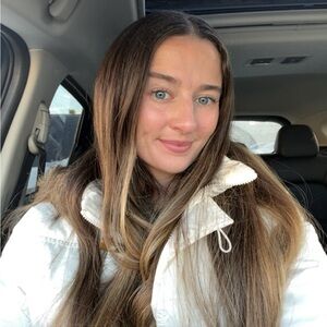 Meet your Posher, Abigail